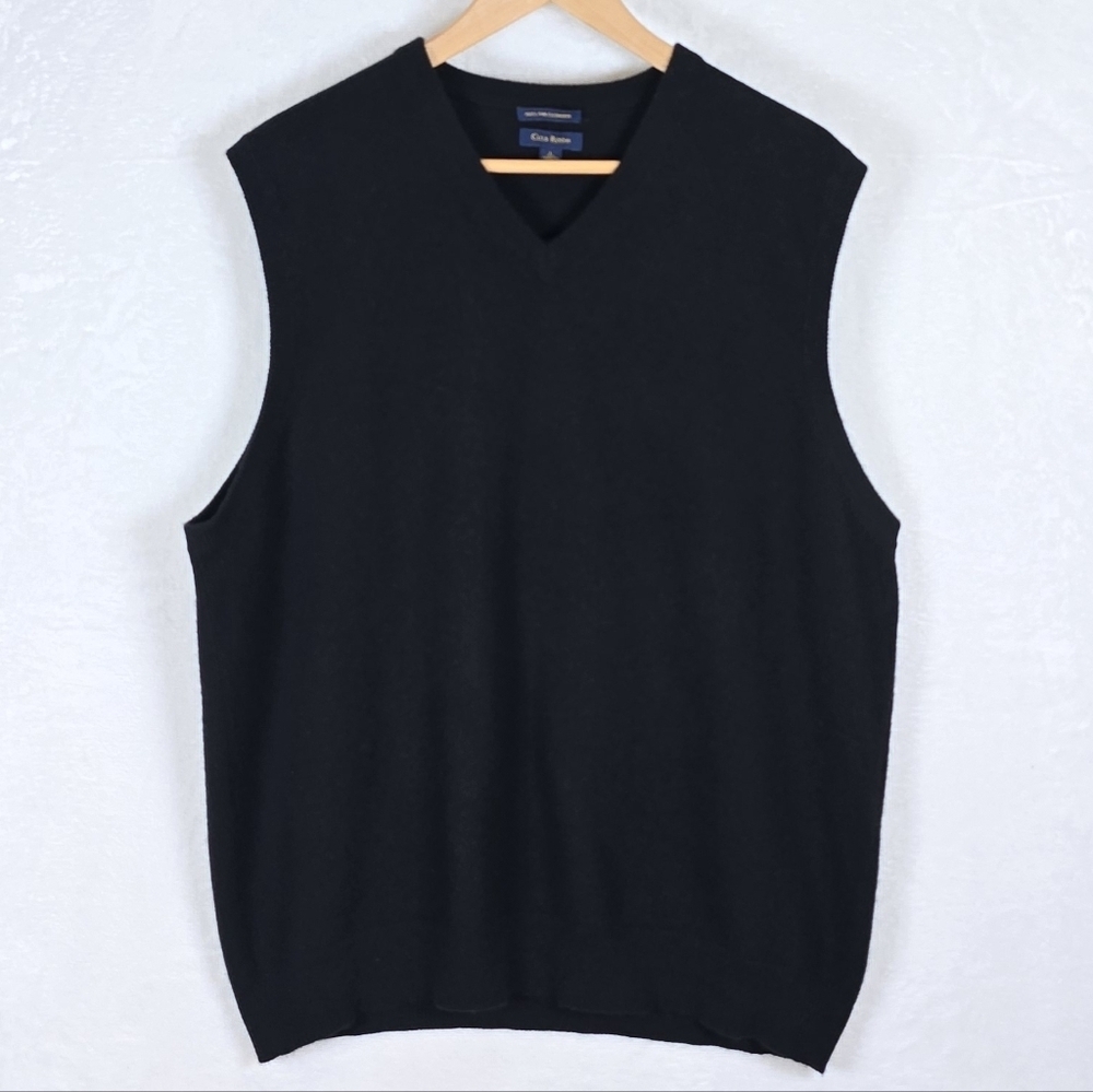 ​Club Room 100% Fine Cashmere V-Neck Sweater Vest Black Sz.Large